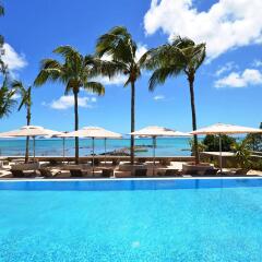 Отель Mon Choisy Beach Resort бассейн