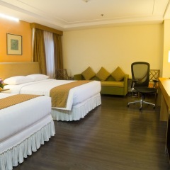 Отель Makati Crown Regency Hotel Филиппины, Макати - отзывы, цены и фото номеров - забронировать отель Makati Crown Regency Hotel онлайн комната для гостей фото 5