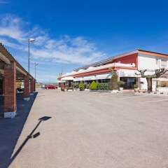 Hotel Duc de Vendome парковка