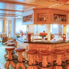 Отель Sunstar Hotel Davos Швейцария, Давос - отзывы, цены и фото номеров - забронировать отель Sunstar Hotel Davos онлайн гостиничный бар