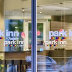 Отель Park Inn by Radisson Dresden спа