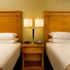 Отель Drury Inn & Suites Columbus Convention Center комната для гостей фото 2