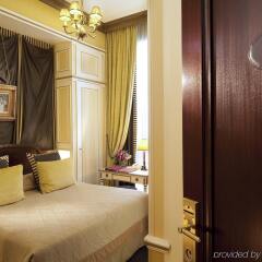 Hotel Napoleon Paris комната для гостей
