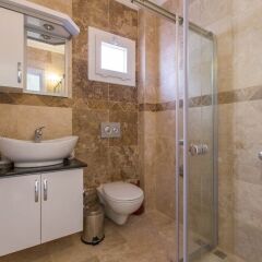 Villa Honeysuckle Турция, Калкан - отзывы, цены и фото номеров - забронировать отель Villa Honeysuckle онлайн ванная