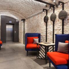 Гостиница FERENC Hotel & Restaurant Украина, Львов - 1 отзыв об отеле, цены и фото номеров - забронировать гостиницу FERENC Hotel & Restaurant онлайн интерьер отеля фото 2