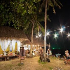Отель Nautilus Right On The Beach Resort Ланта питание