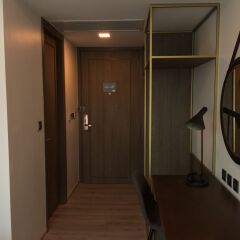 Maven Stylish Hotel Bangkok интерьер отеля