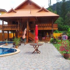 Отель Golden Teak Resort - Baan Sapparot фото 2