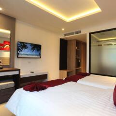 Отель Paripas Patong Resort 4* Номер Премиум с разными типами кроватей фото 2
