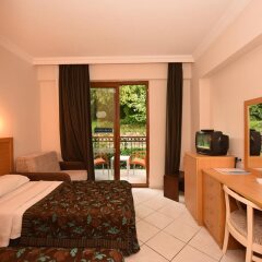Perdikia Beach Hotel комната для гостей фото 3