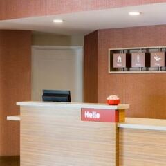 Отель TownePlace Suites by Marriott Saskatoon интерьер отеля фото 3