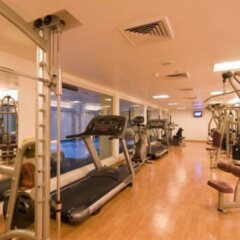 Отель Avalon Courtyard Residence Suites фитнесс-зал фото 3