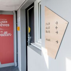Отель B&B Hôtel Bordeaux Lormont интерьер отеля