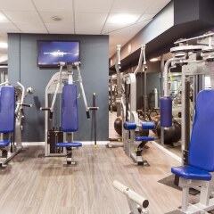 Radisson Blu Hotel London Stansted Airport фитнесс-зал фото 3