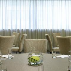 Отель The Westin Grande Sukhumvit, Bangkok гостиничный бар