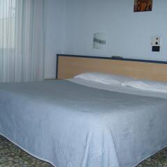 Hotel Birilli B&B Чивитанова-Марке комната для гостей фото 5