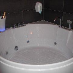 Отель Hôtel Verone Льеж спа