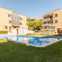 Отель Pierre & Vacances Residence Salou Испания, Салоу - отзывы, цены и фото номеров - забронировать отель Pierre & Vacances Residence Salou онлайн бассейн