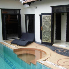 Отель Mandawee Pool Villas бассейн
