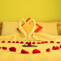Nhu Phu Hotel сейф в номере