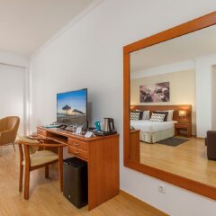 Dom Jose Beach Hotel удобства в номере