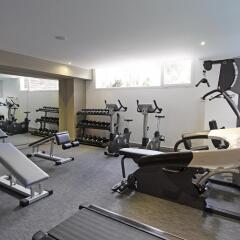 Java Hotel фитнесс-зал