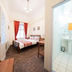 Отель Prague Loreta Residence Чехия, Прага - отзывы, цены и фото номеров - забронировать отель Prague Loreta Residence онлайн комната для гостей фото 5