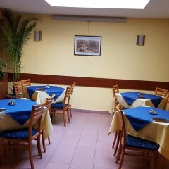 Отель Caprice Family Hotel Болгария, Варна - отзывы, цены и фото номеров - забронировать отель Caprice Family Hotel онлайн питание