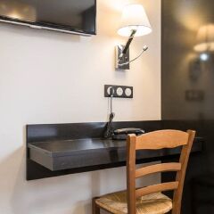 Hotel Bonsejour Montmartre в номере