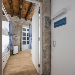 Отель Bluesock Hostels Porto интерьер отеля
