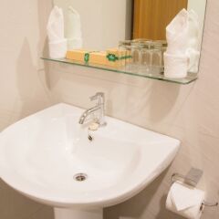 Отель Sheridan Boutique Hotel Филиппины, Пуэрто-Принцеса - отзывы, цены и фото номеров - забронировать отель Sheridan Boutique Hotel онлайн ванная