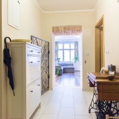 Апартаменты Cosy Modern Vinohrady Apartment интерьер отеля