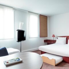 Отель Suite Novotel Nice Aeroport Ницца комната для гостей фото 2