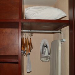 Hotel San Luis Lindavista сейф в номере