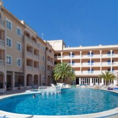 OK Hotel Bay Ibiza с домашними животными