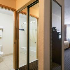 Отель Comfort Inn Kingsville Кингсвилль ванная