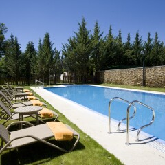 Отель Parador de Puebla de Sanabria бассейн
