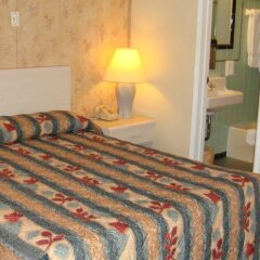 Отель Shiva's Travelers Lodge США, Ниагара-Фолс - отзывы, цены и фото номеров - забронировать отель Shiva's Travelers Lodge онлайн комната для гостей фото 4