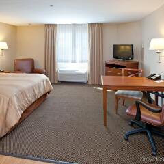 Отель Candlewood Suites Lafayette комната для гостей фото 2