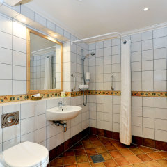 Kronen Gaard Hotel in Sandnes, Norway from 191$, photos, reviews - zenhotels.com bathroom