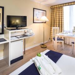 Отель Holiday Inn Lisbon удобства в номере