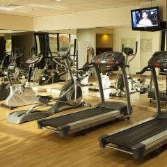 Al Waleed Palace Hotel Apartments Oud Metha фитнесс-зал