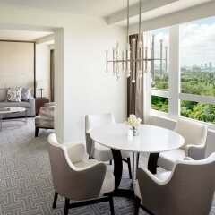 Отель Fontainebleau Miami Beach гостиничный бар