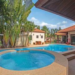 Отель Tranquillo Pool Villa бассейн фото 2