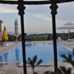 Vinocasa Hotel Турция, Дикили - отзывы, цены и фото номеров - забронировать отель Vinocasa Hotel онлайн бассейн фото 3