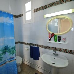 Отель Appart Hotel Dar Said Тунис, Мидун - отзывы, цены и фото номеров - забронировать отель Appart Hotel Dar Said онлайн ванная