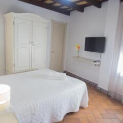 Отель Hostal Santa Catalina комната для гостей фото 3