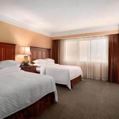 Embassy Suites by Hilton Crystal City National Airport in Arlington, United States of America from 229$, photos, reviews - zenhotels.com guestroom