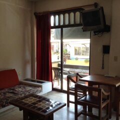 Отель Solimar Inn Suites комната для гостей