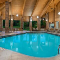 Отель Baymont Inn & Suites Columbus/Rickenbacker Колумбус с домашними животными